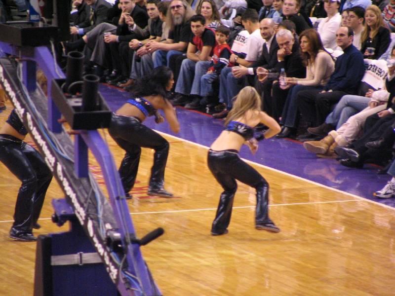 Raptors - 02.04.2005 208.jpg